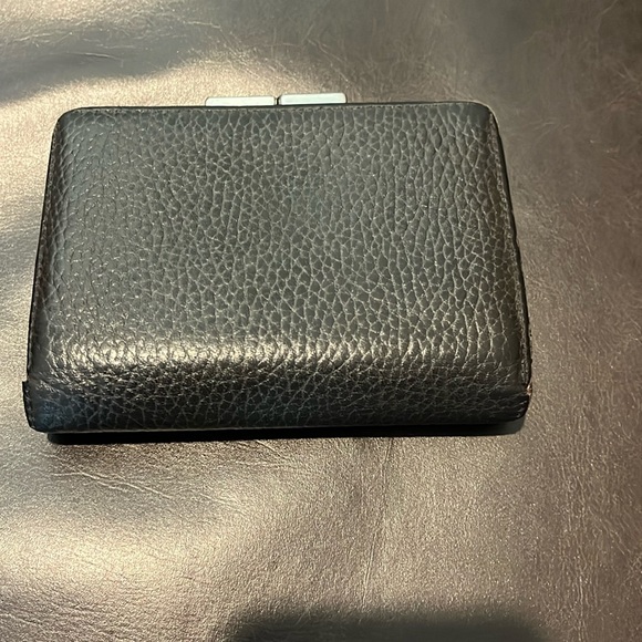 Burberry Black Textured Leather Wallet - Picture 1 of 12